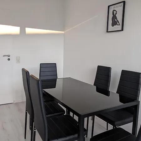 Monteurwohnung Business Eg Langenfeld *