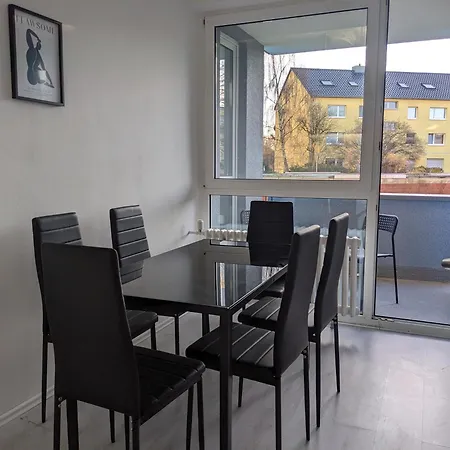 Monteurwohnung Business Eg Langenfeld *