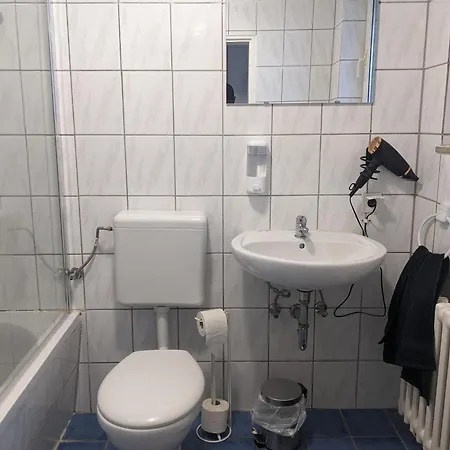 Monteurwohnung Business Eg Langenfeld Monchengladbach